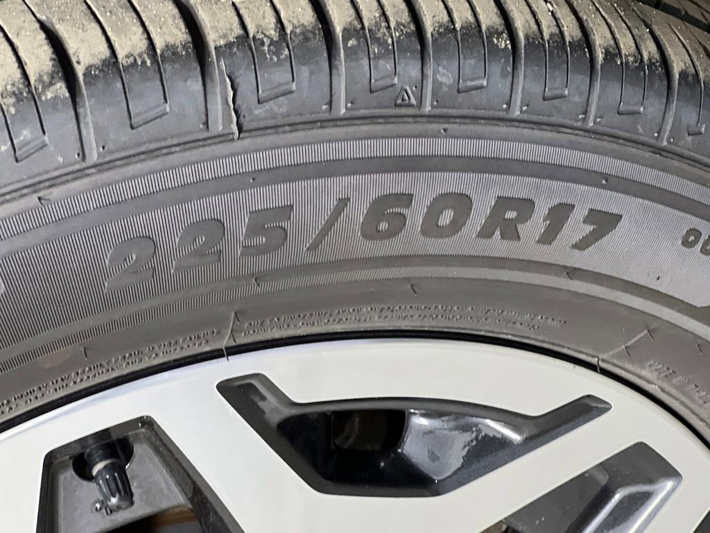 Used 2023 Subaru Forester Premium image 42