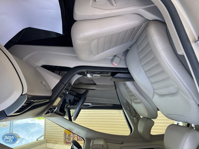 Used 2017 Ford Fusion SE w/ Fusion SE Technology Package FWD image 27