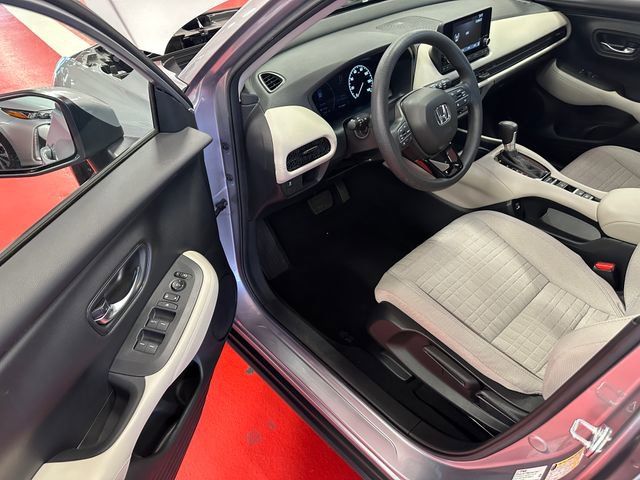 Used 2023 Honda HR-V LX image 10