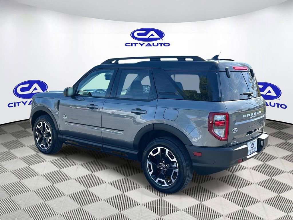 Used 2024 Ford Bronco Sport Outer Banks image 6