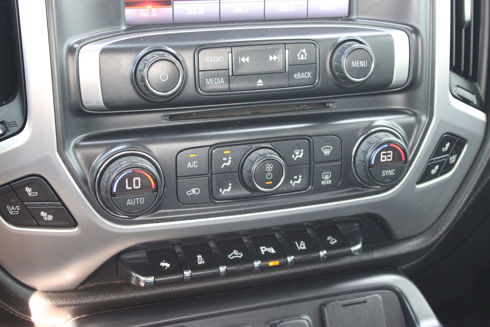 Used 2014 GMC Sierra 1500 SLT w/ SLT Crew Cab Value Package image 17