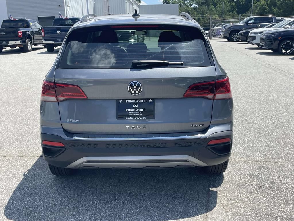 Certified 2024 Volkswagen Taos S AWD/4WD image 5