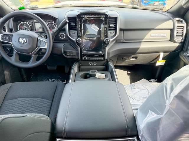 New 2026 RAM 2500 Big Horn AWD/4WD image 27