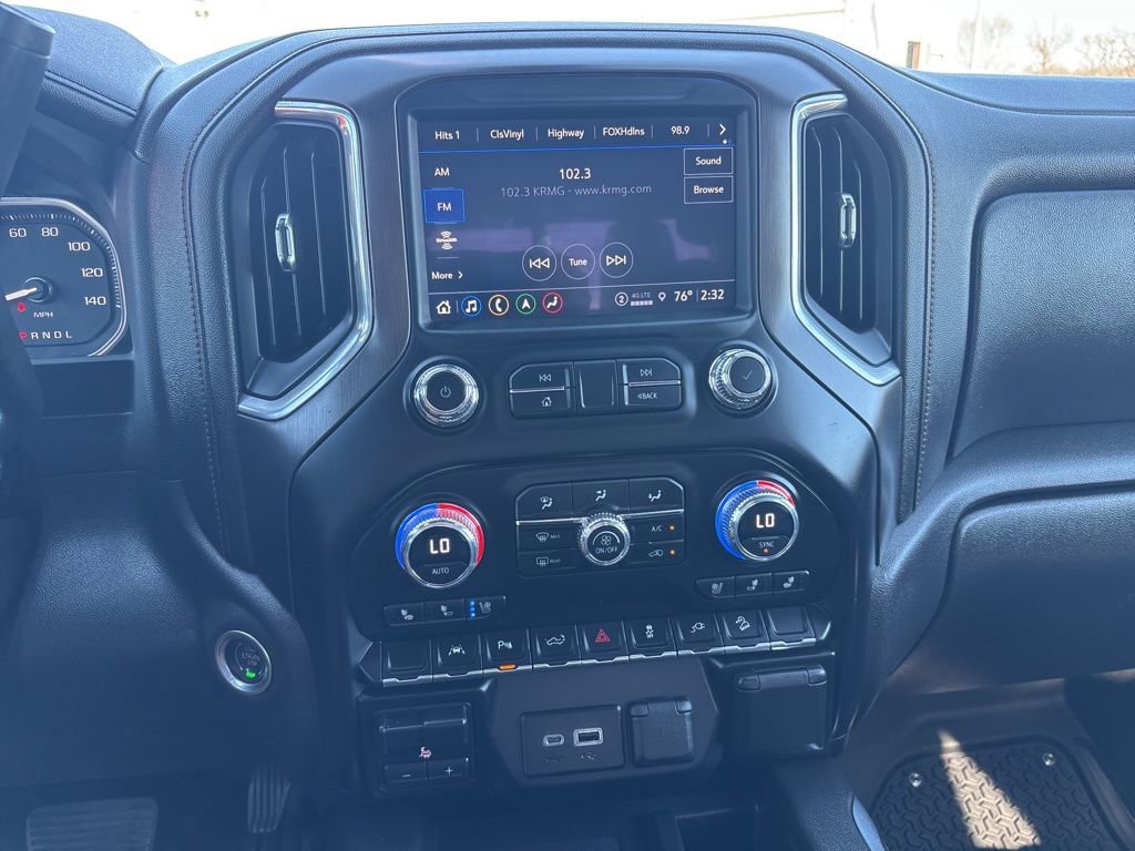 Used 2022 GMC Sierra 1500 AT4 w/ AT4 Premium Package image 19
