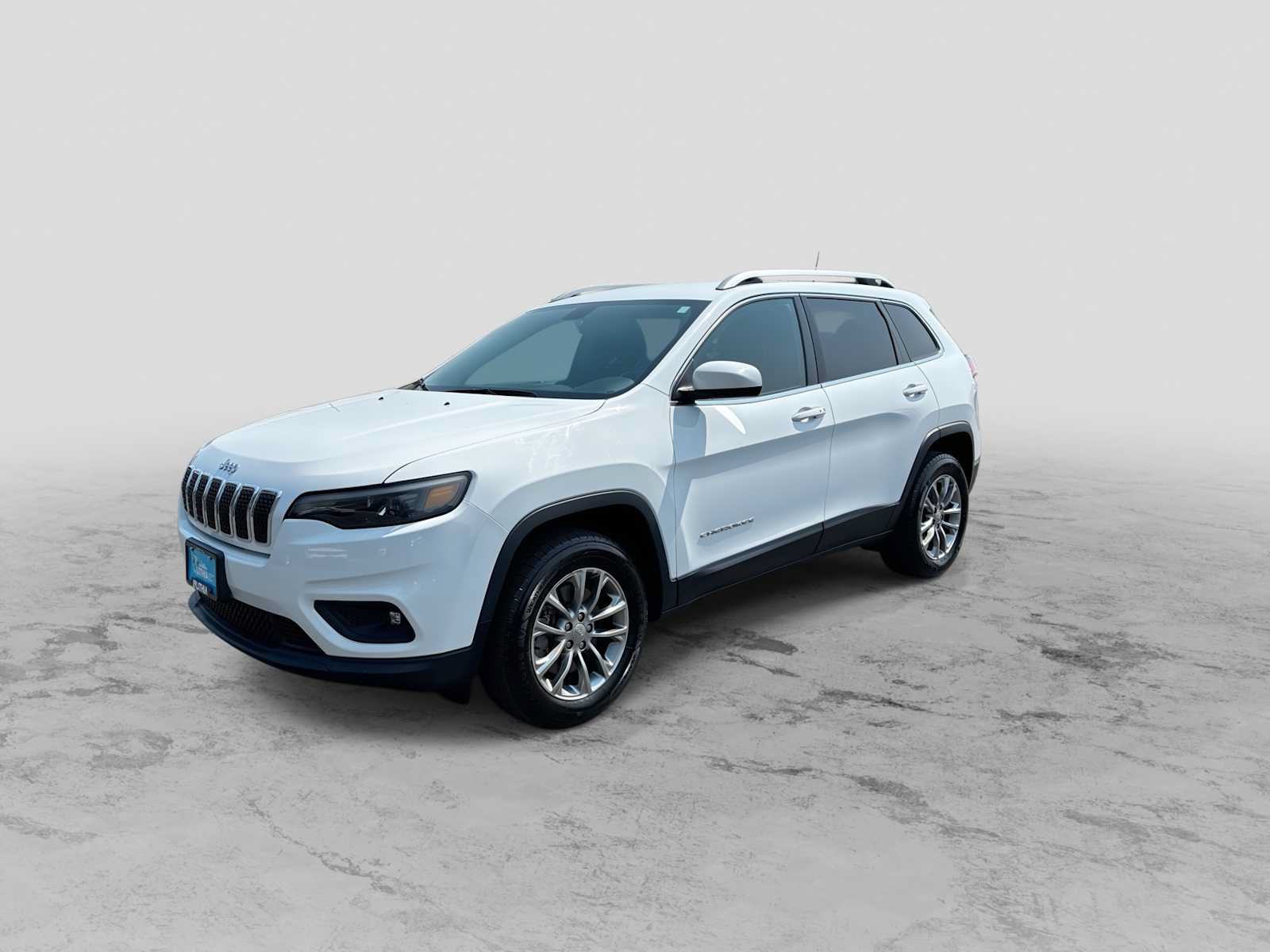 Used 2019 Jeep Cherokee Latitude Plus AWD/4WD image 4