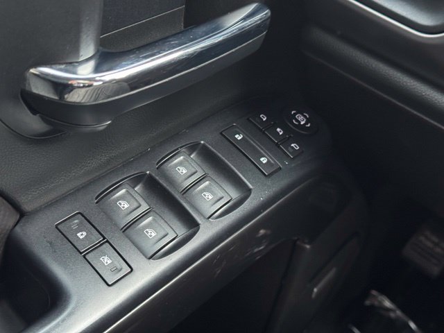 Used 2018 GMC Sierra 1500 SLT AWD/4WD image 33