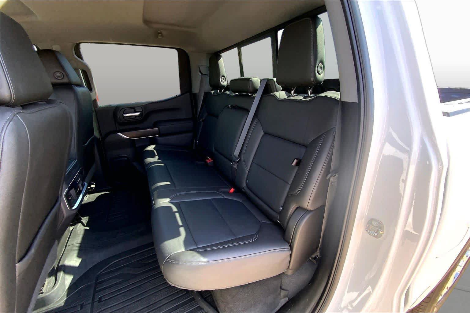 Used 2019 GMC Sierra 1500 SLT w/ SLT Premium Package AWD/4WD image 20