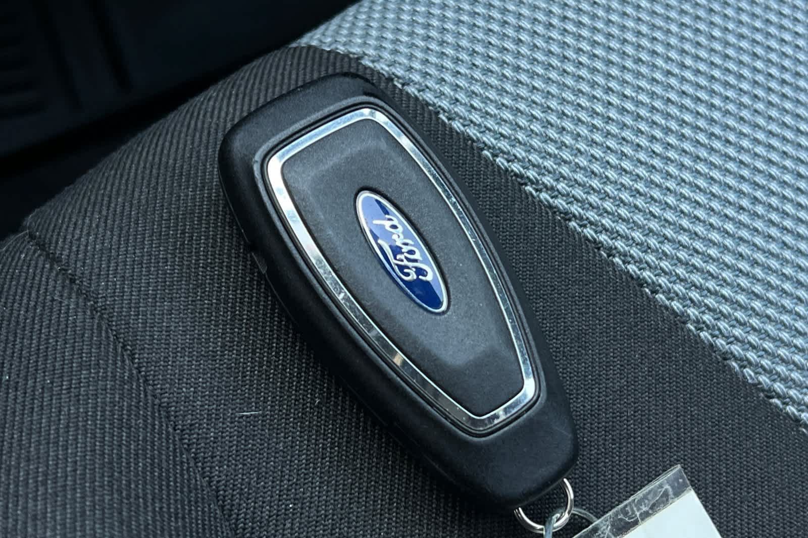 Used 2017 Ford Focus ST FWD image 27