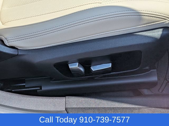 Used 2023 BMW 330i Sedan w/ Driving Assistance Package RWD image 39