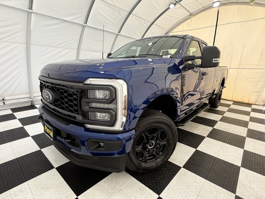 New 2026 Ford F350 4x4 SuperCab Super Duty image 1