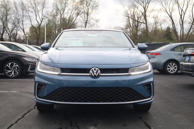 New 2026 Volkswagen Jetta SE image 3