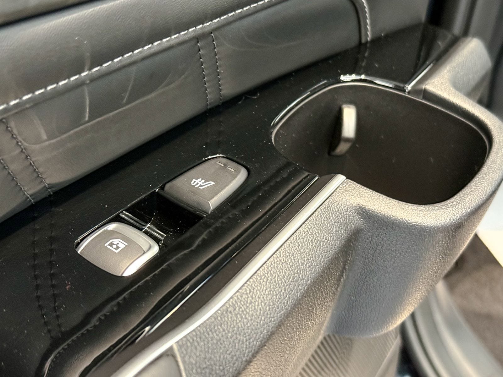 New 2026 Kia Sorento SX Prestige AWD/4WD image 38