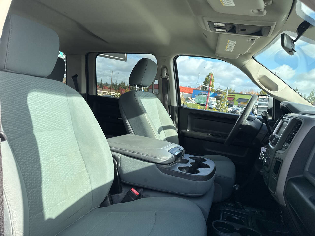 Used 2018 RAM 2500 Tradesman w/ Chrome Appearance Group image 14