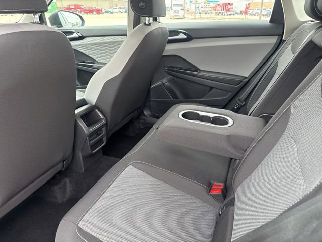 Used 2024 Volkswagen Taos S image 19