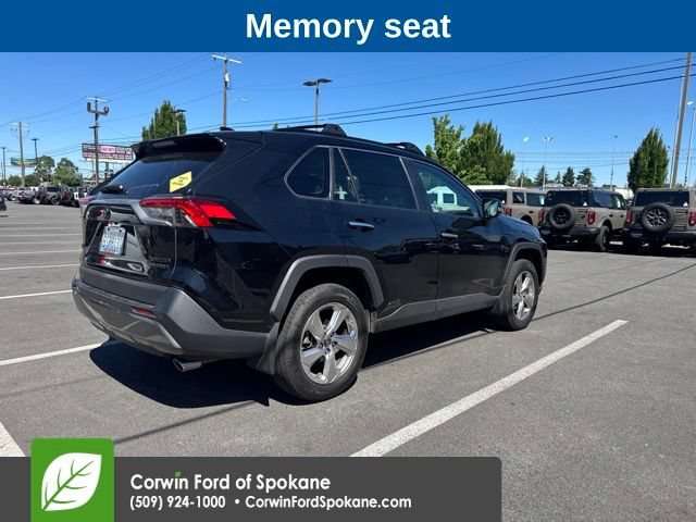 Used 2019 Toyota RAV4 Limited AWD/4WD image 7