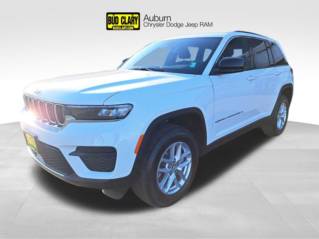New 2026 Jeep Grand Cherokee Laredo