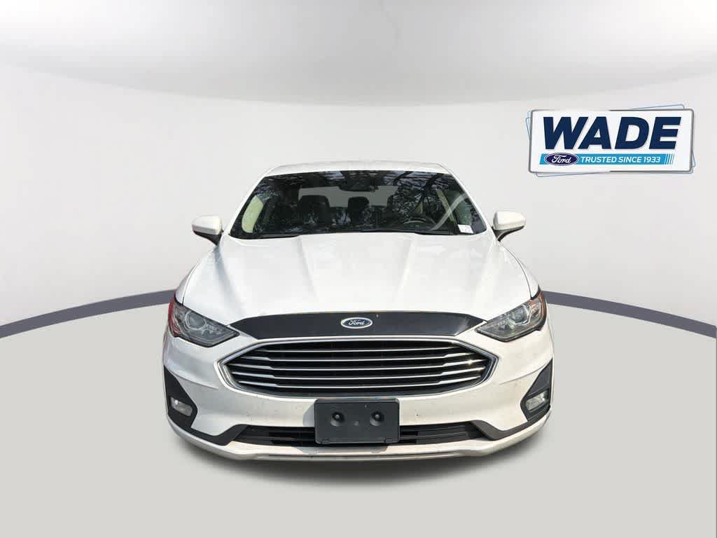Used 2019 Ford Fusion SE w/ Equipment Group 151A FWD image 2