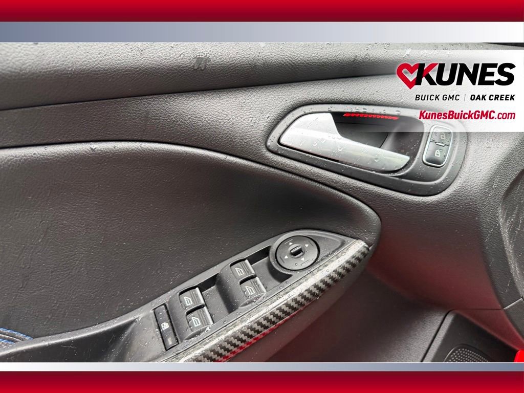 Used 2018 Ford Focus RS AWD/4WD image 9