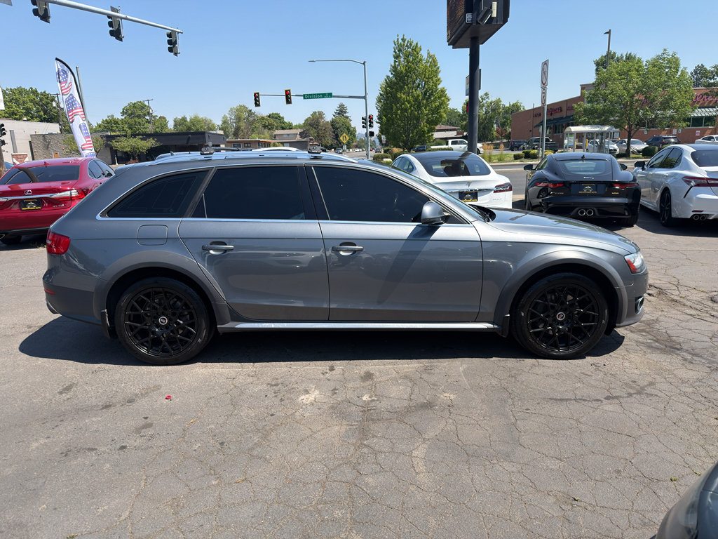 Used 2013 Audi A4 Premium Plus w/ Premium Plus Pkg AWD/4WD image 9
