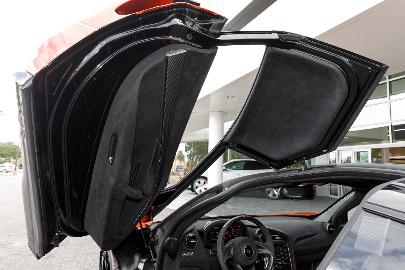 Used 2021 McLaren 765LT RWD image 62