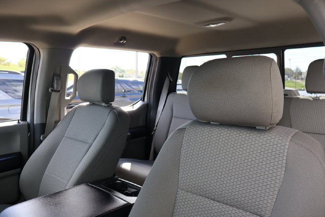 Used 2019 Ford F150 XLT w/ Equipment Group 302A Luxury AWD/4WD image 19