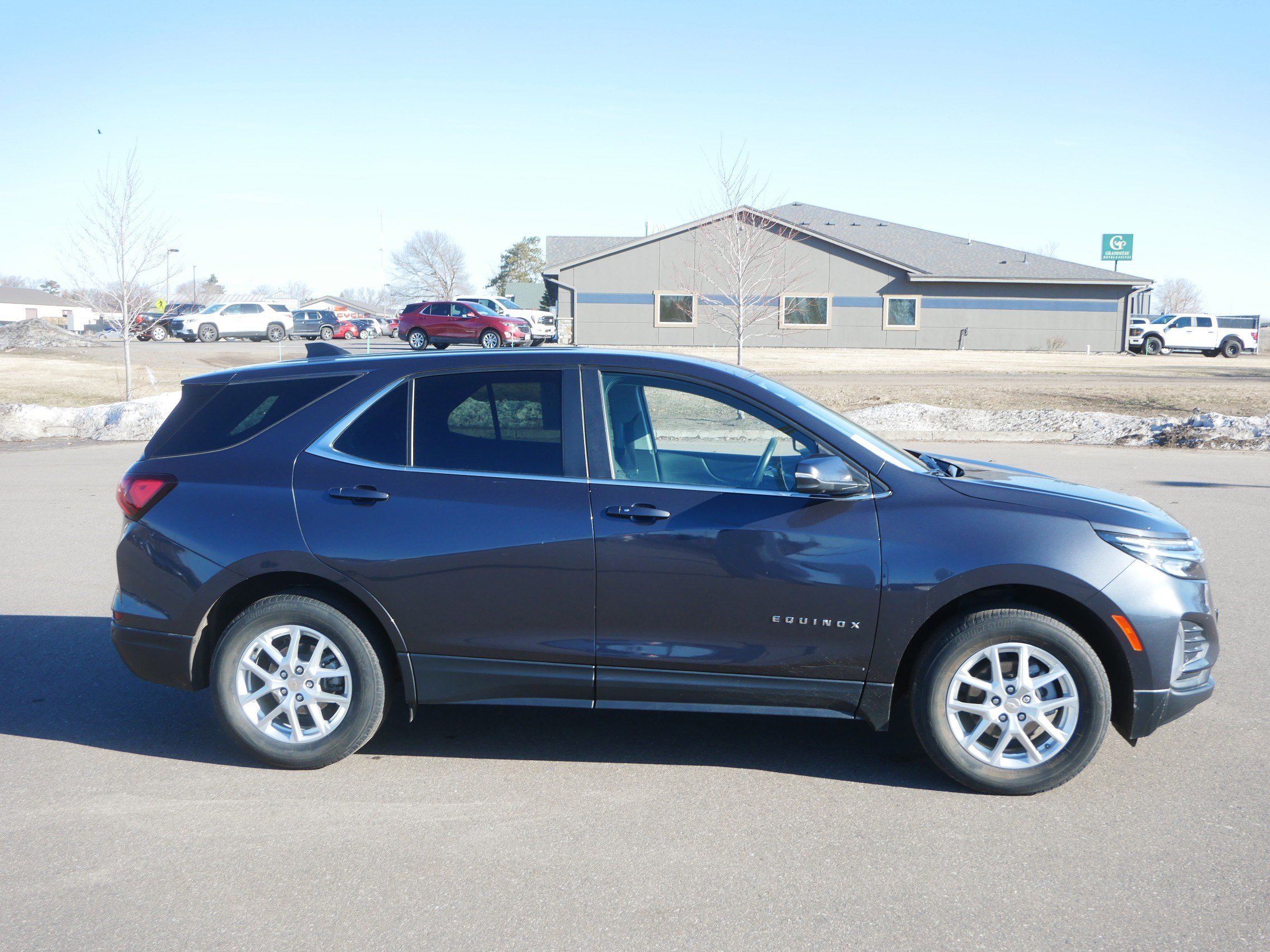 Used 2022 Chevrolet Equinox LT image 8