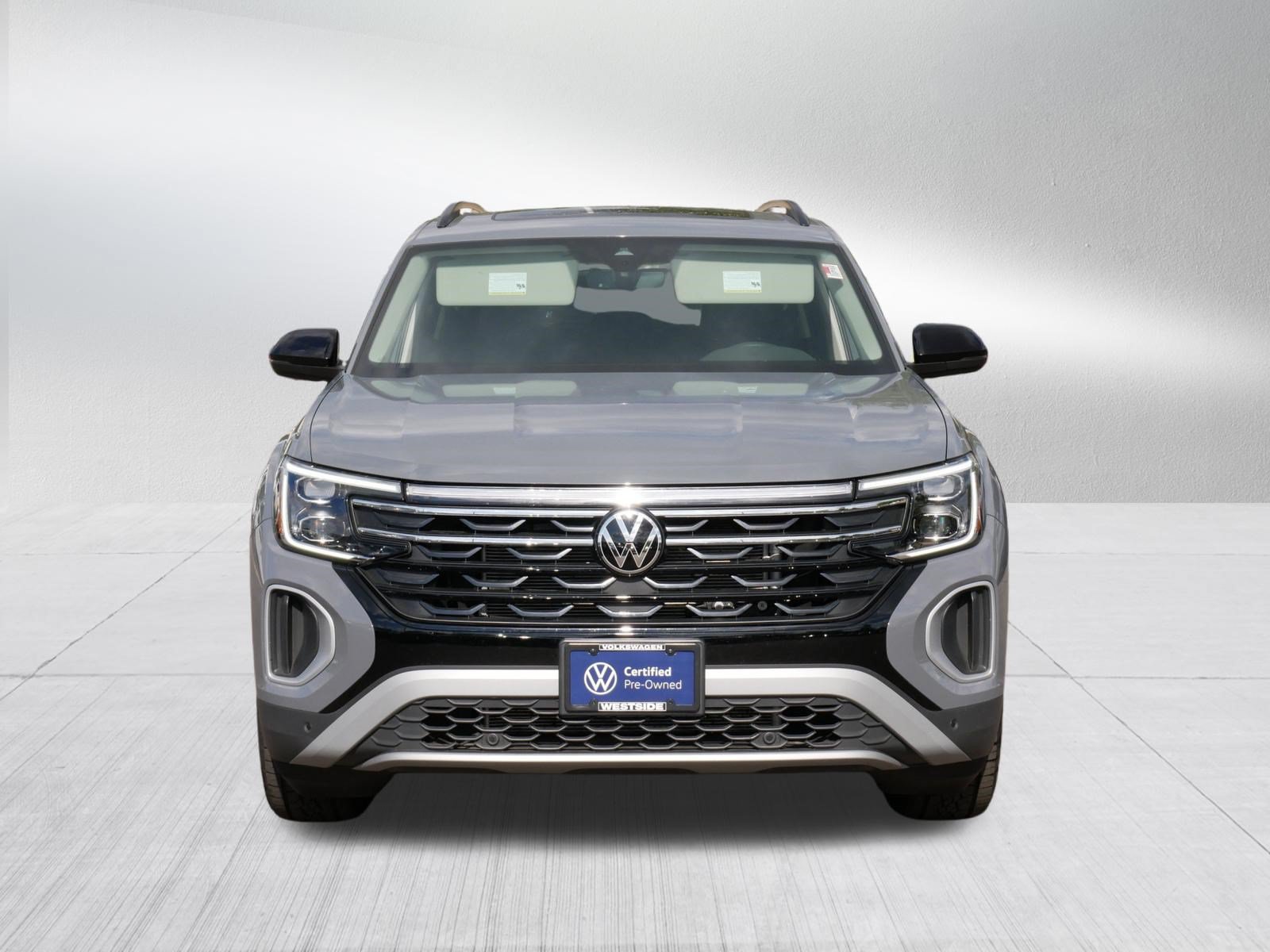 Certified 2026 Volkswagen Atlas Peak Edition AWD/4WD image 3