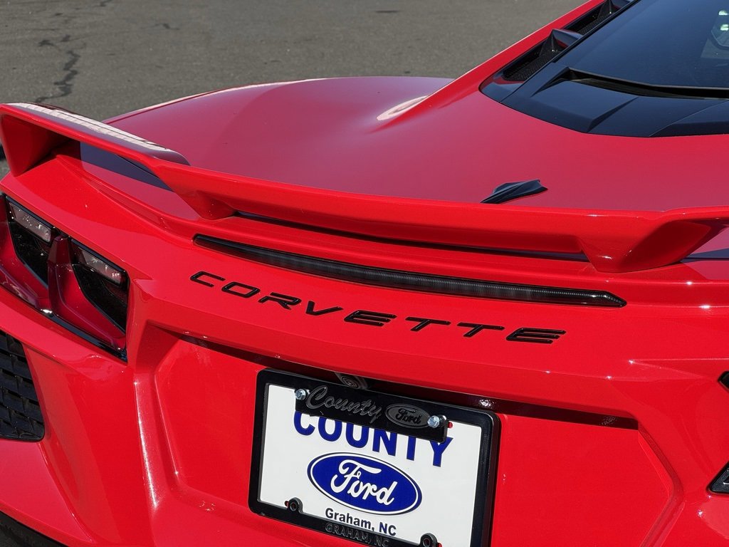 Used 2020 Chevrolet Corvette Stingray Premium Cpe w/ 3LT Preferred Equipment Group image 43