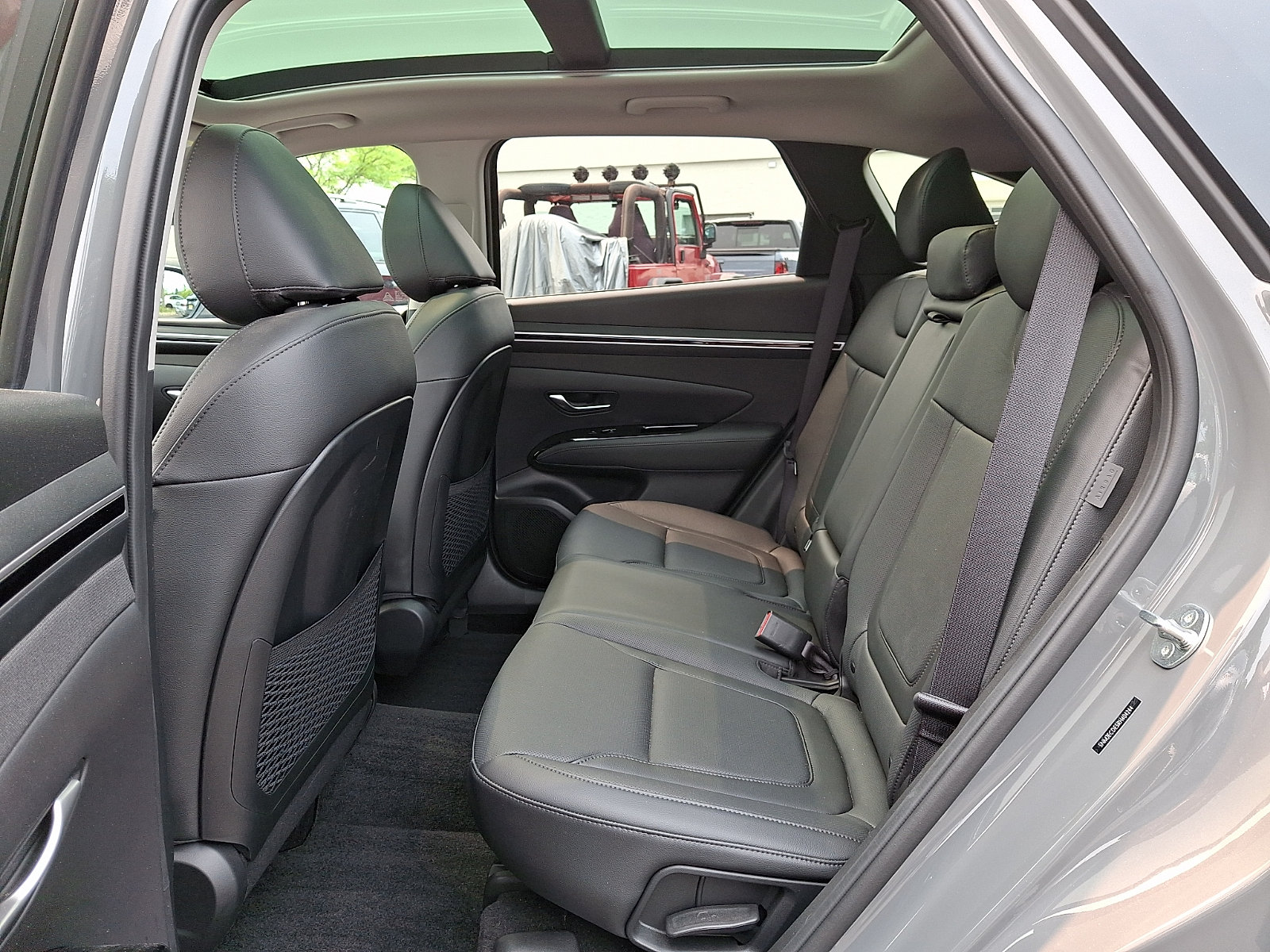 Used 2024 Hyundai Tucson Limited AWD/4WD image 10