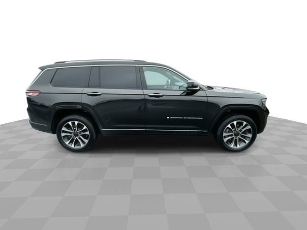 Used 2022 Jeep Grand Cherokee L Overland w/ Advanced Protech Group III image 9