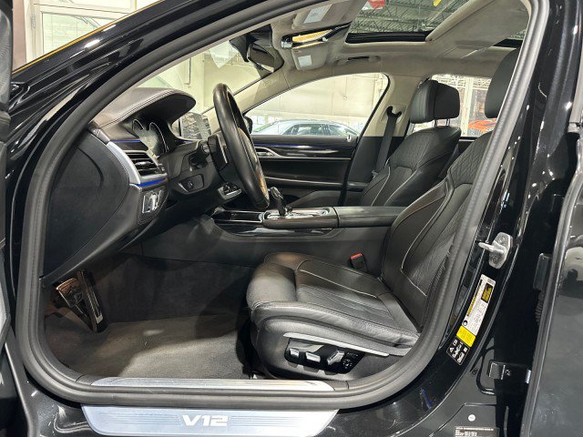 Used 2017 BMW M760i xDrive AWD/4WD image 42