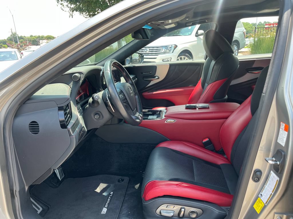 Used 2023 Lexus LS 500 F Sport w/ Cold Weather Package (CK) RWD image 9