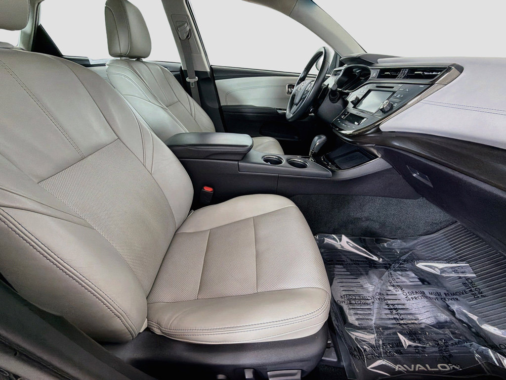 Used 2018 Toyota Avalon Limited w/ All Weather Liner Package FWD image 28