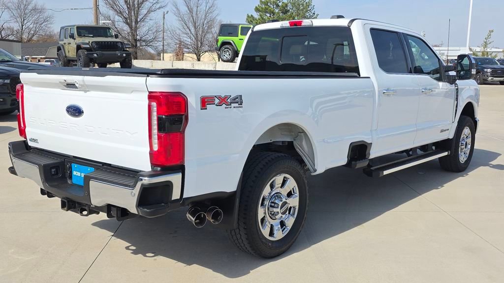 Used 2024 Ford F350 Lariat w/ Chrome Package image 6