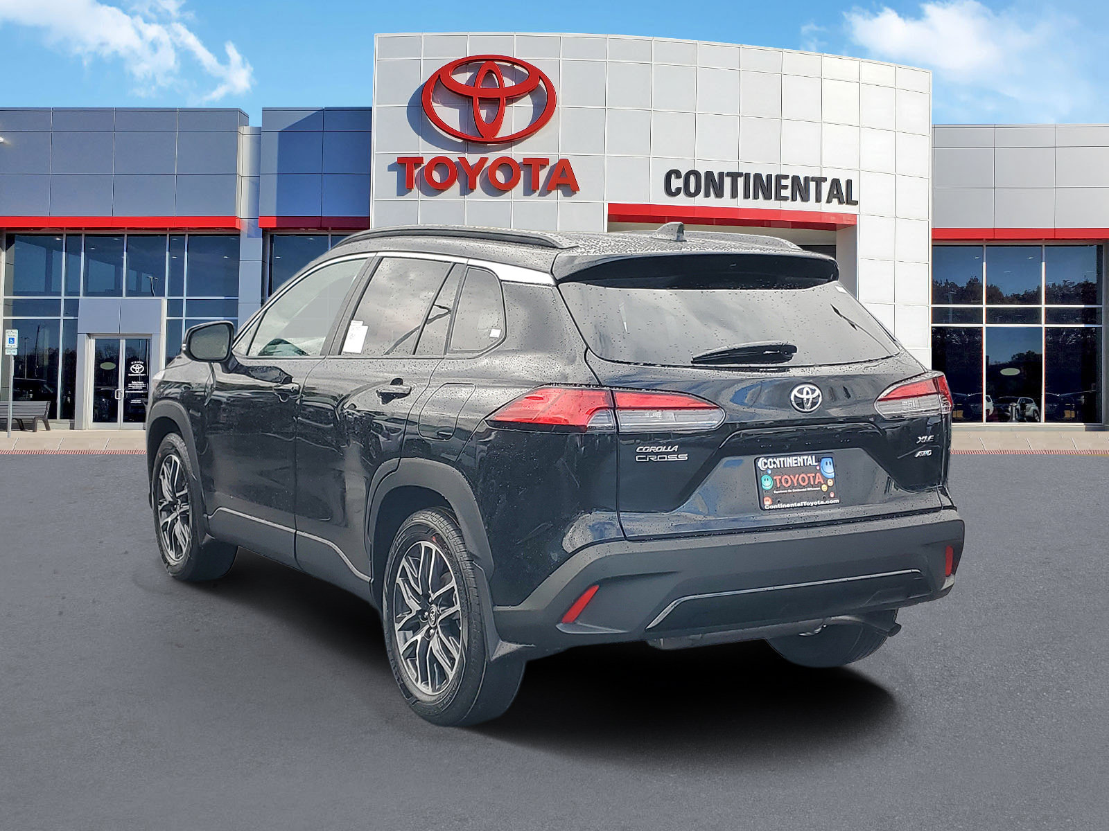 New 2026 Toyota Corolla Cross XLE AWD/4WD image 4