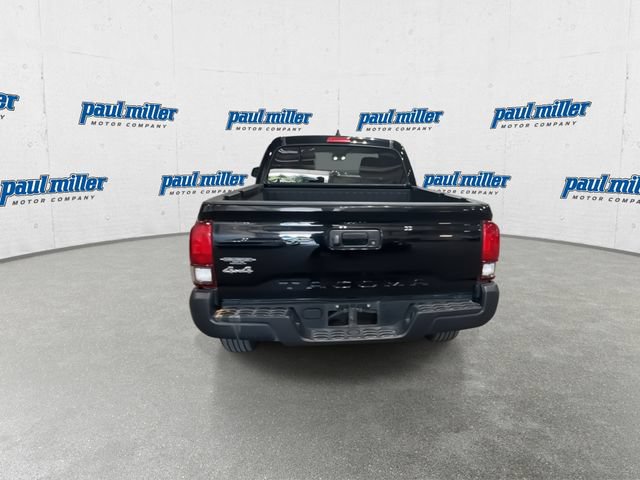 Used 2021 Toyota Tacoma SR AWD/4WD image 9