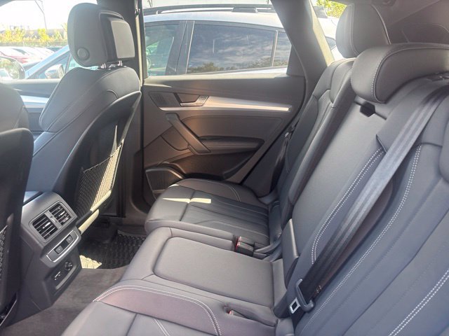 Used 2024 Audi Q5 2.0T Premium Plus w/ Premium Plus Package AWD/4WD image 5