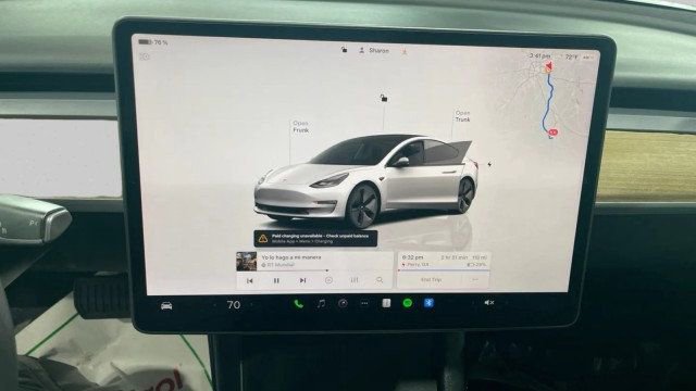 Used 2023 Tesla Model 3 Standard Range RWD image 21