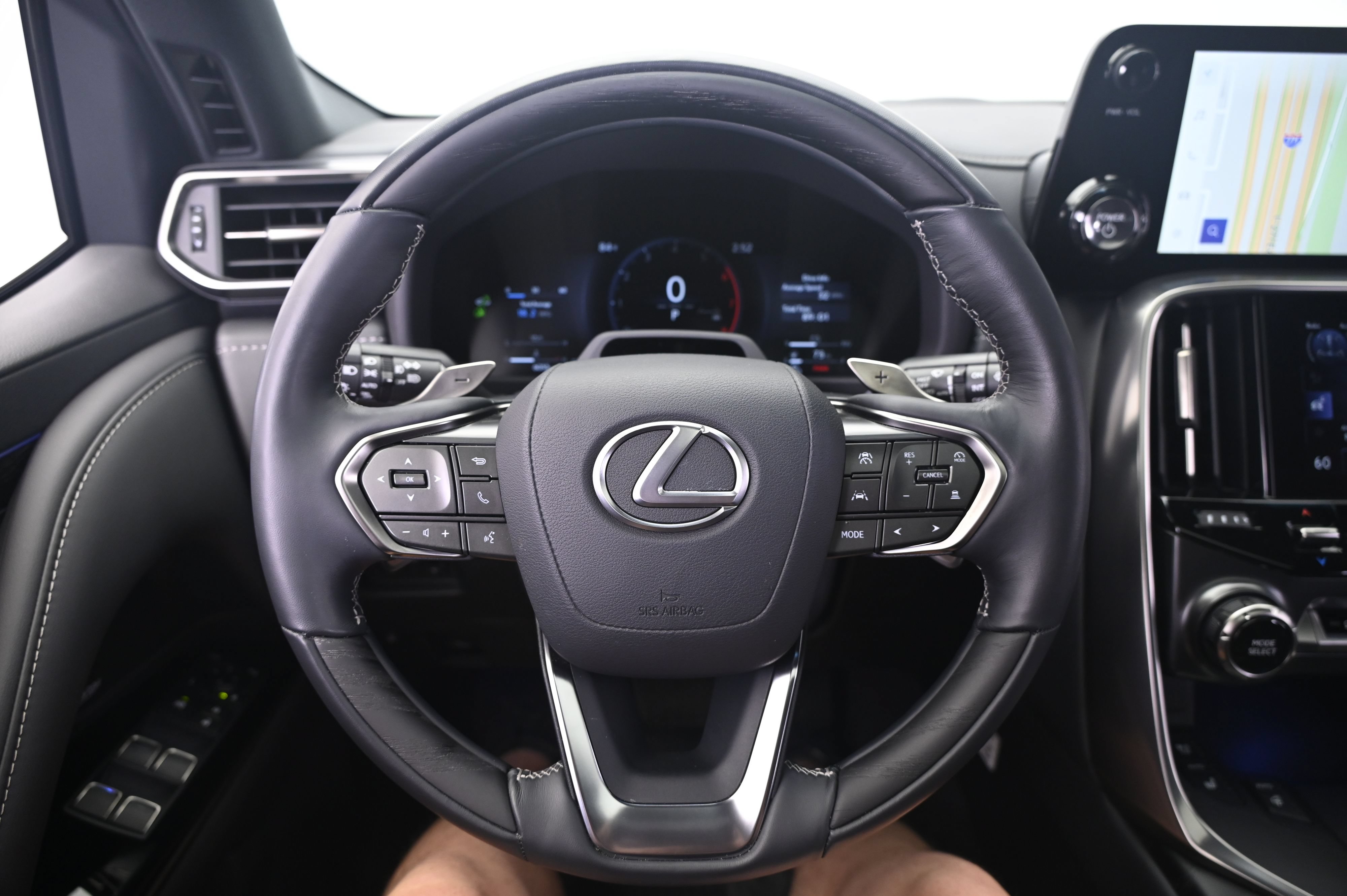 Used 2026 Lexus LX 700h Luxury AWD/4WD image 35