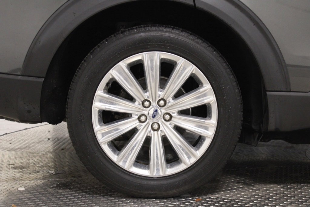 Used 2020 Ford Explorer Limited image 10