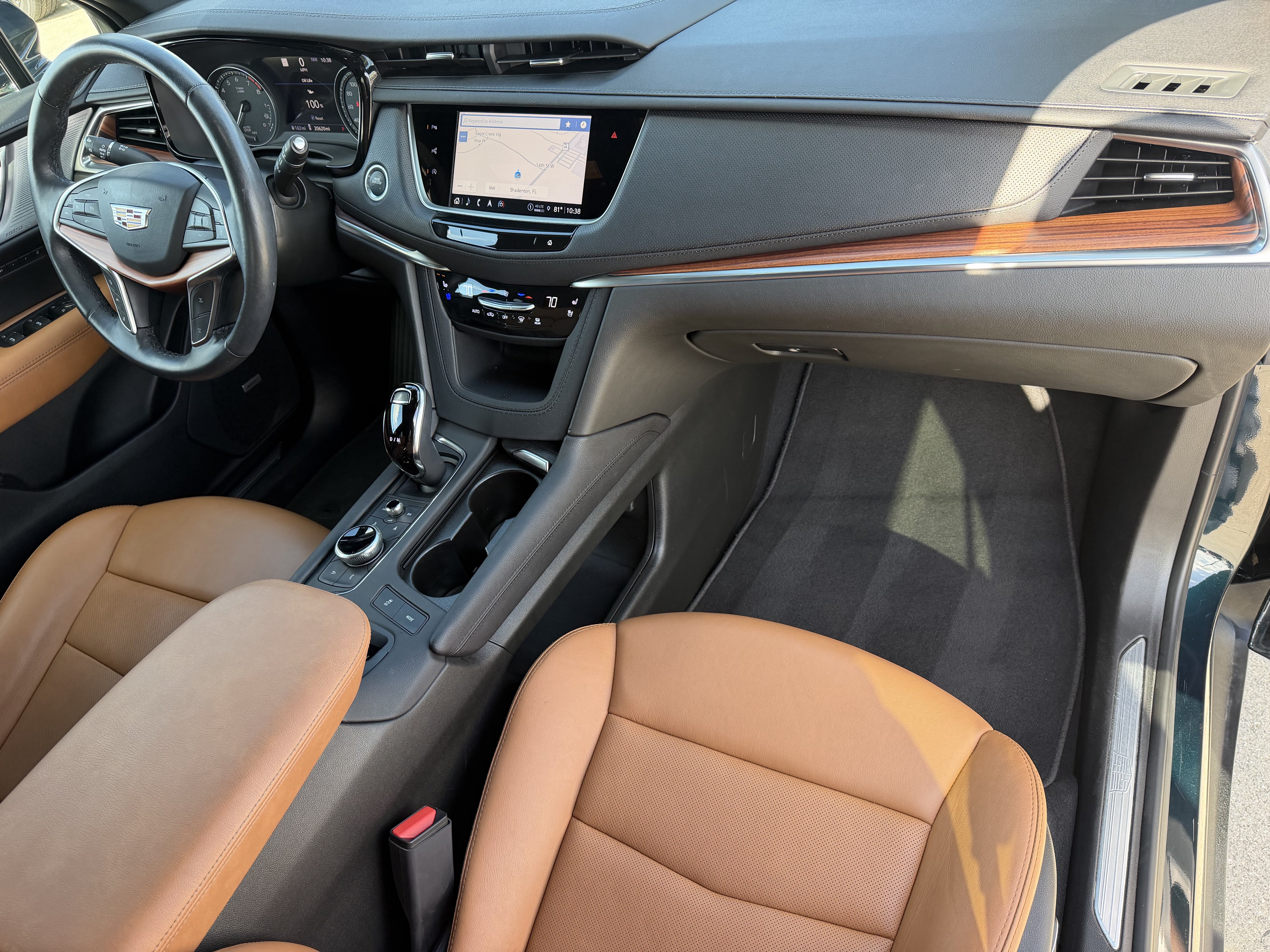 Certified 2024 Cadillac XT5 Premium Luxury w/ Technology Package FWD image 20