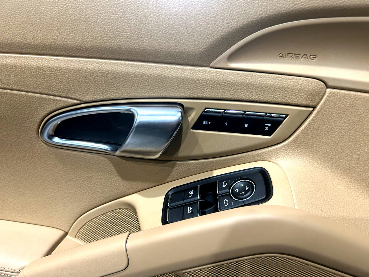 Used 2014 Porsche Boxster S image 30