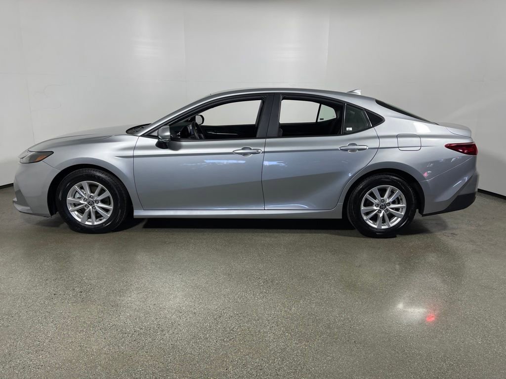 Certified 2025 Toyota Camry LE image 6