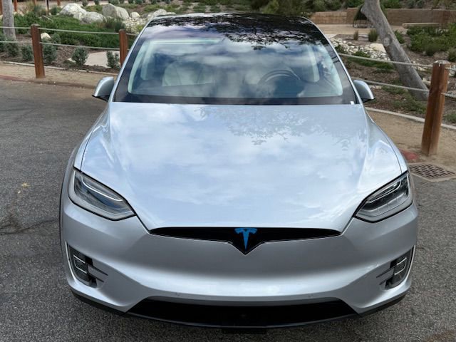 Used 2017 Tesla Model X 75D image 2