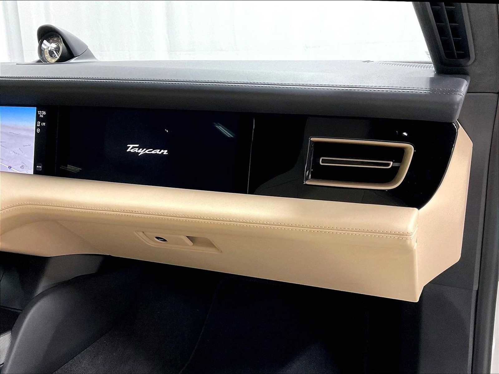Used 2020 Porsche Taycan Turbo S image 28