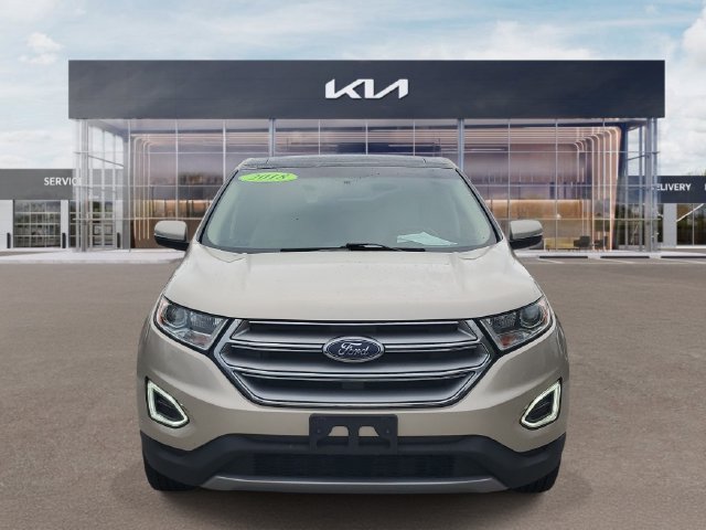 Used 2018 Ford Edge SEL w/ Equipment Group 201A AWD/4WD image 2