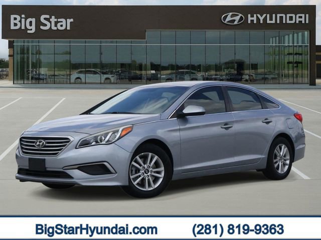 Used 2017 Hyundai Sonata SE image 1