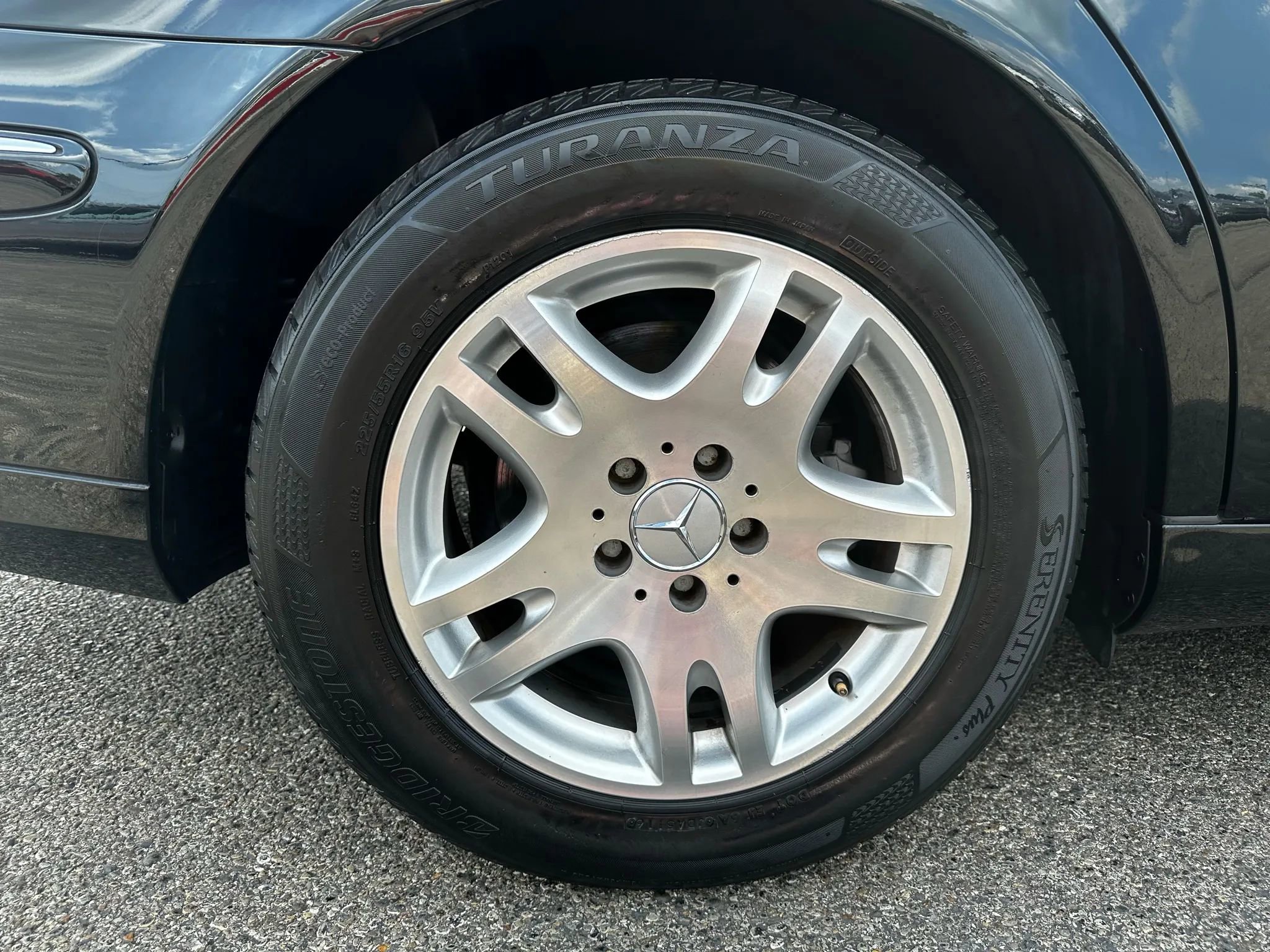 Used 2003 Mercedes-Benz E 320 Sedan image 50