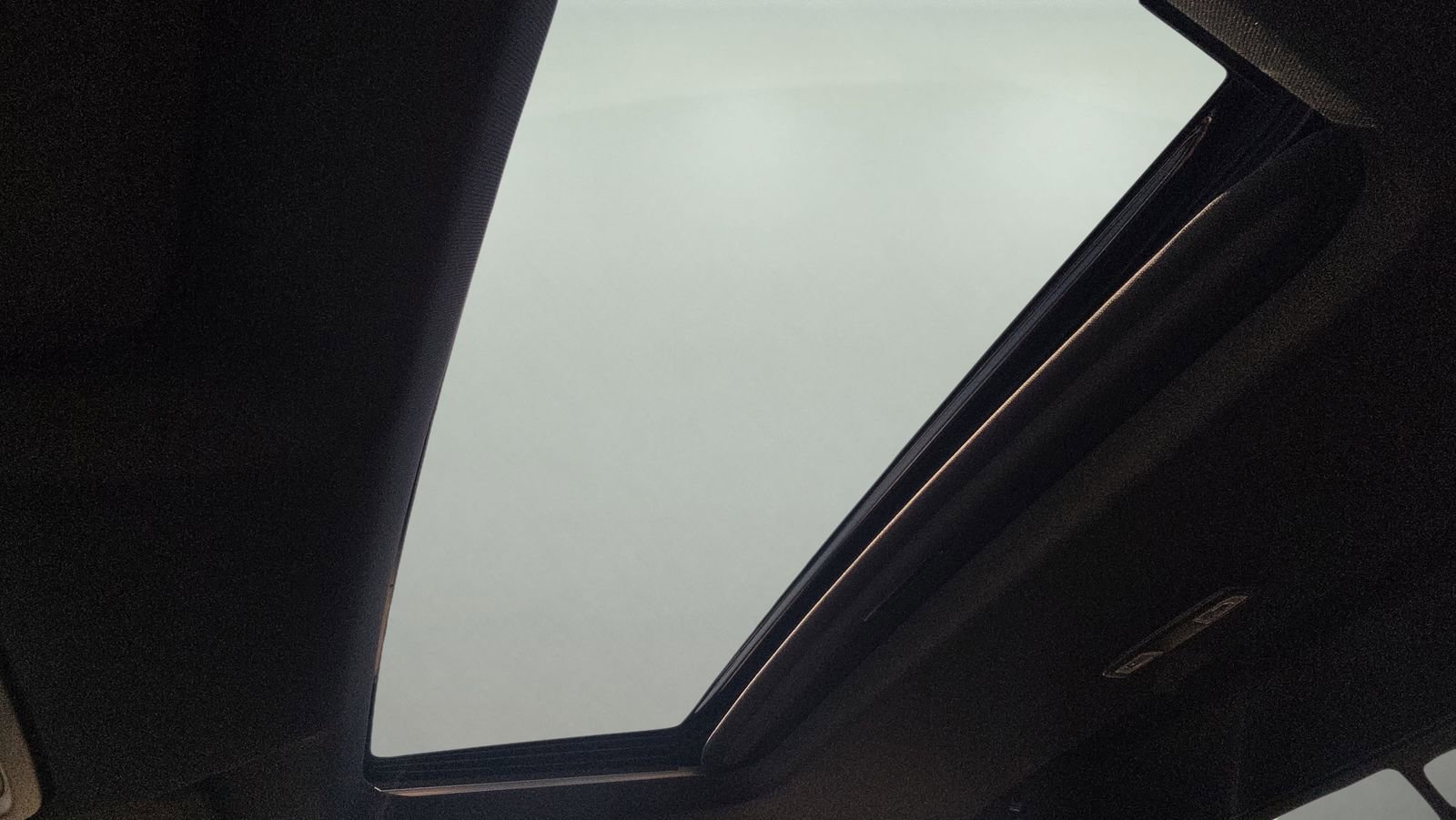 Used 2022 Chevrolet Silverado 1500 High Country w/ Z71 Off-Road Package image 35