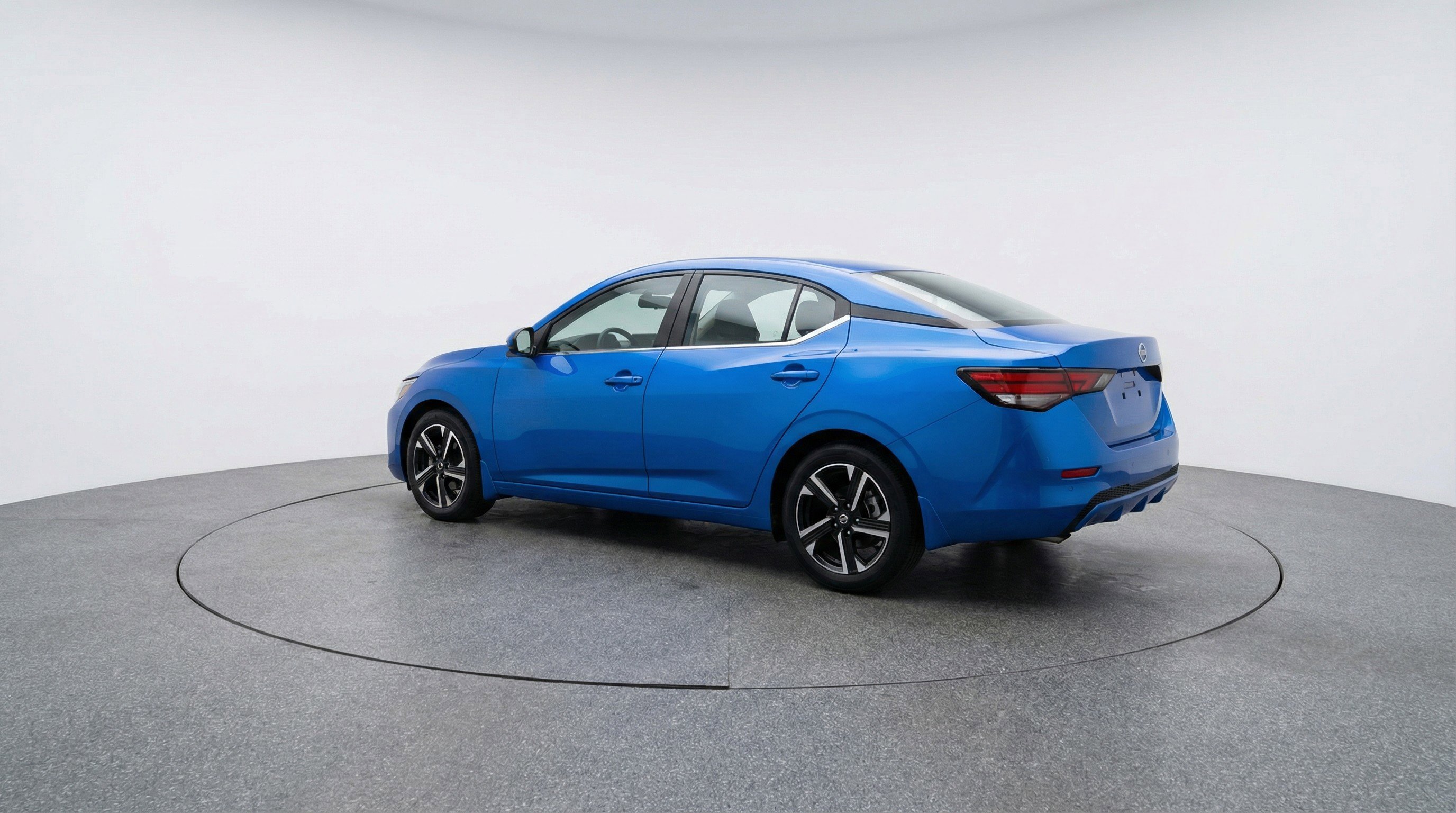 Used 2025 Nissan Sentra SV FWD image 6